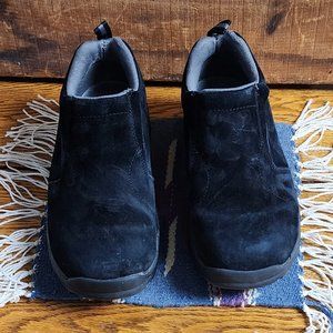 Duluth Trading Co Wild Boar Suede Slip Ons
